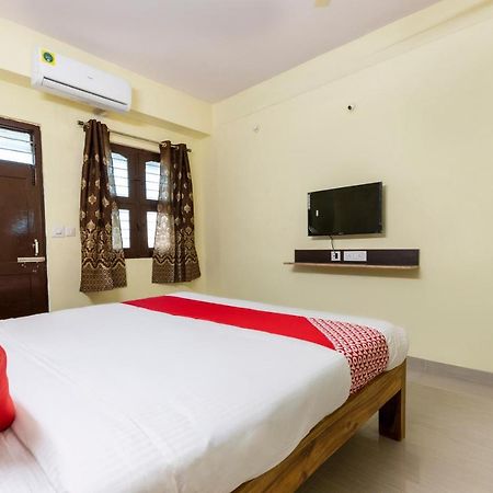 โอโย 67991 กัลปตารุ ลอดจ์ Hotel Hunsur ภายนอก รูปภาพ