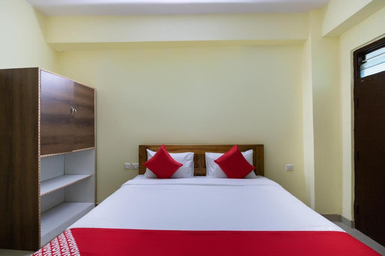 โอโย 67991 กัลปตารุ ลอดจ์ Hotel Hunsur ภายนอก รูปภาพ