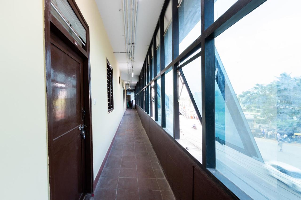 โอโย 67991 กัลปตารุ ลอดจ์ Hotel Hunsur ภายนอก รูปภาพ