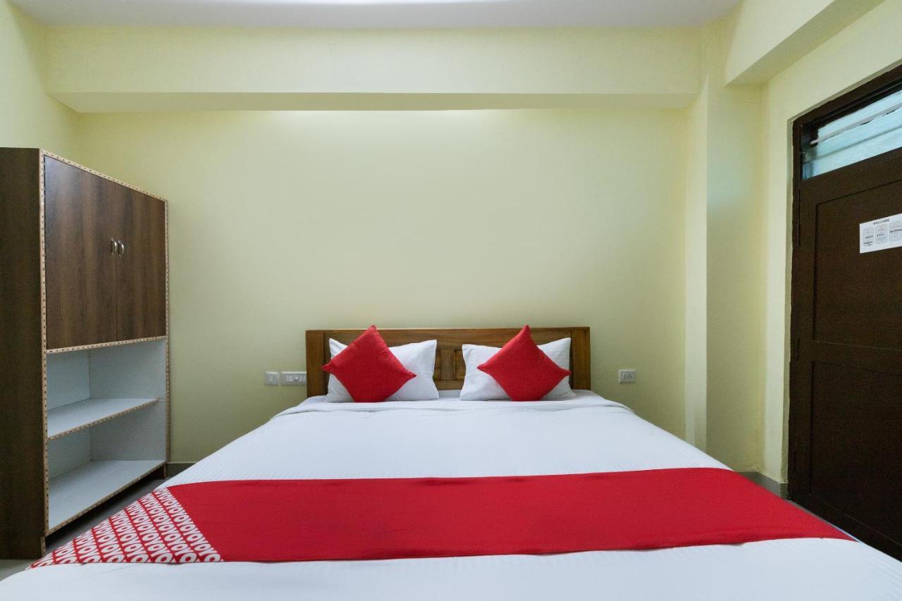 โอโย 67991 กัลปตารุ ลอดจ์ Hotel Hunsur ภายนอก รูปภาพ